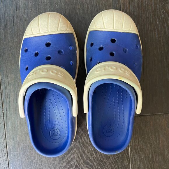 Kids Crocs, size 11 - Picture 2 of 6